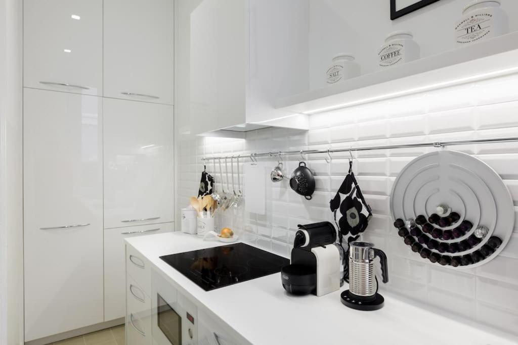 New Design Apartment Milan Bagian luar foto