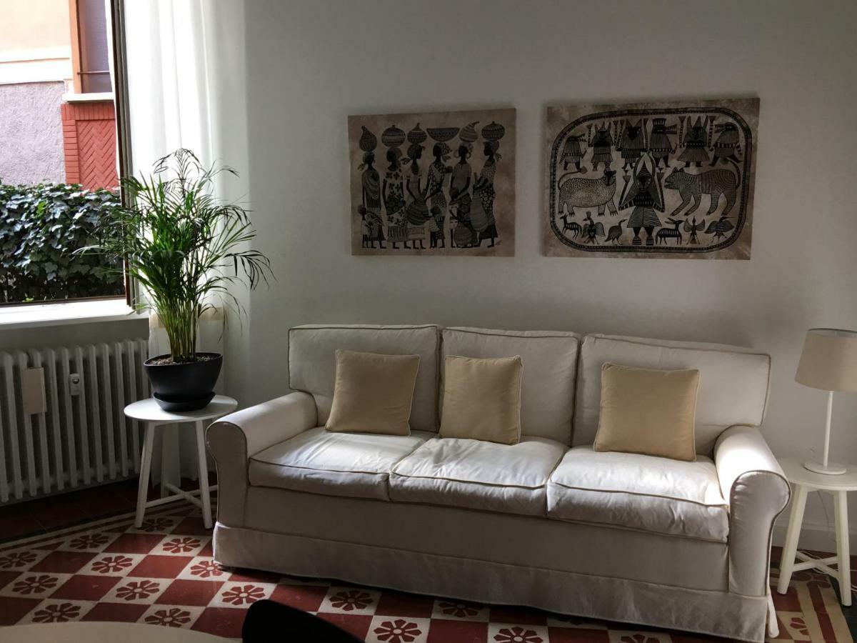 New Design Apartment Milan Bagian luar foto